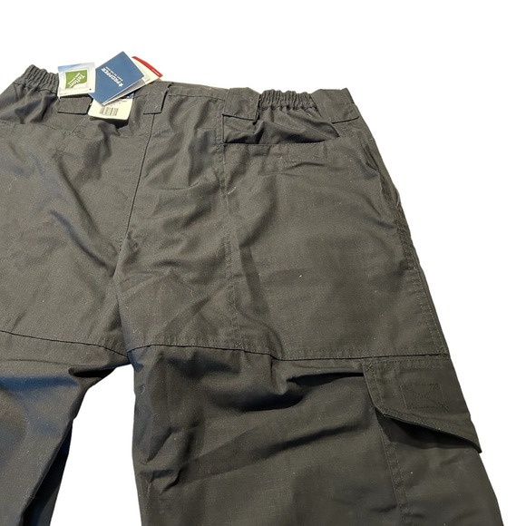 Women’s Propper Tactical Cargo Pants in Black - Picture 5 of 9
